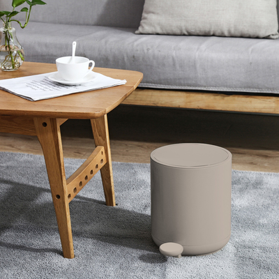 comprar Moderno organizador de sala de estar passo em lixeira com fecho suave Fabricação em linha